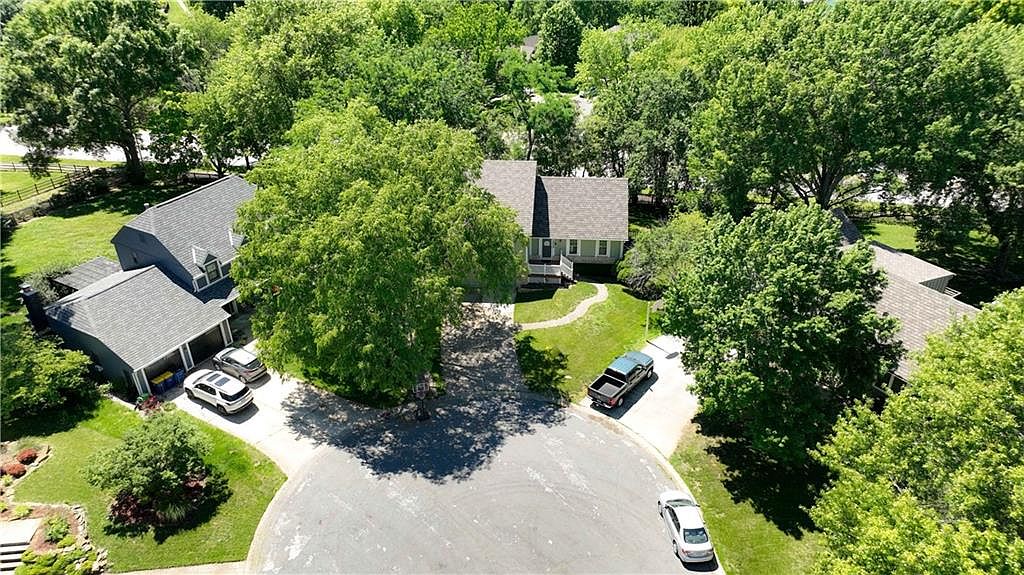 182 NE Rosewood Court — photo 44