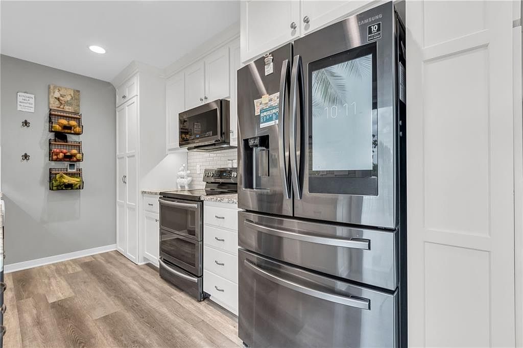 18230 S Troost Street — photo 10
