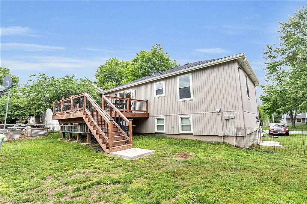 18230 S Troost Street — photo 31