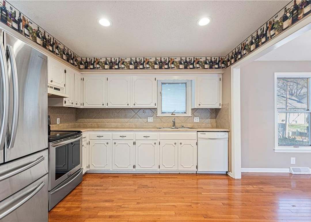 1824 E Mohawk Drive — photo 16