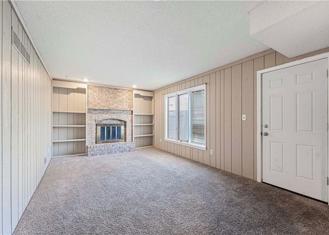 1824 E Mohawk Drive — photo 24