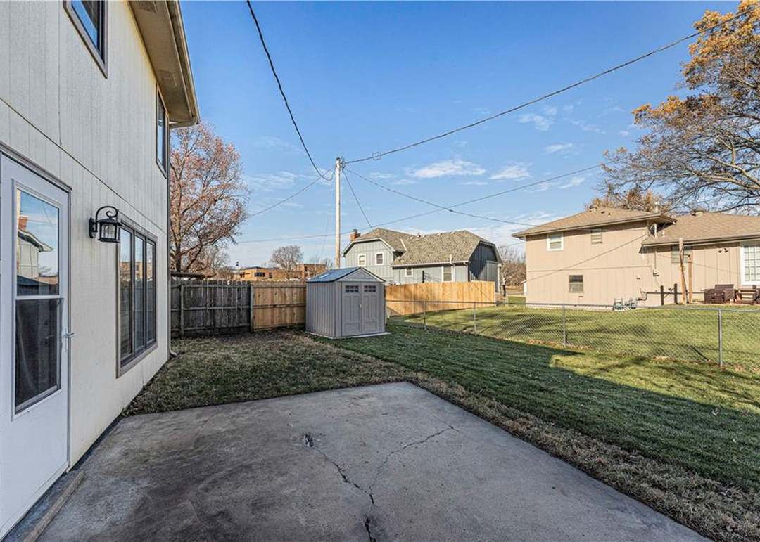 1824 E Mohawk Drive — photo 27
