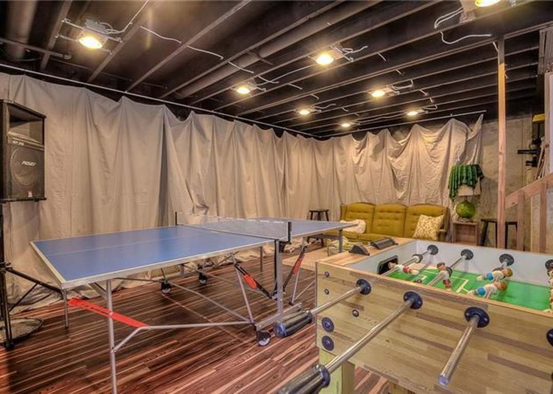 18313 SPRUCE Street — photo 20
