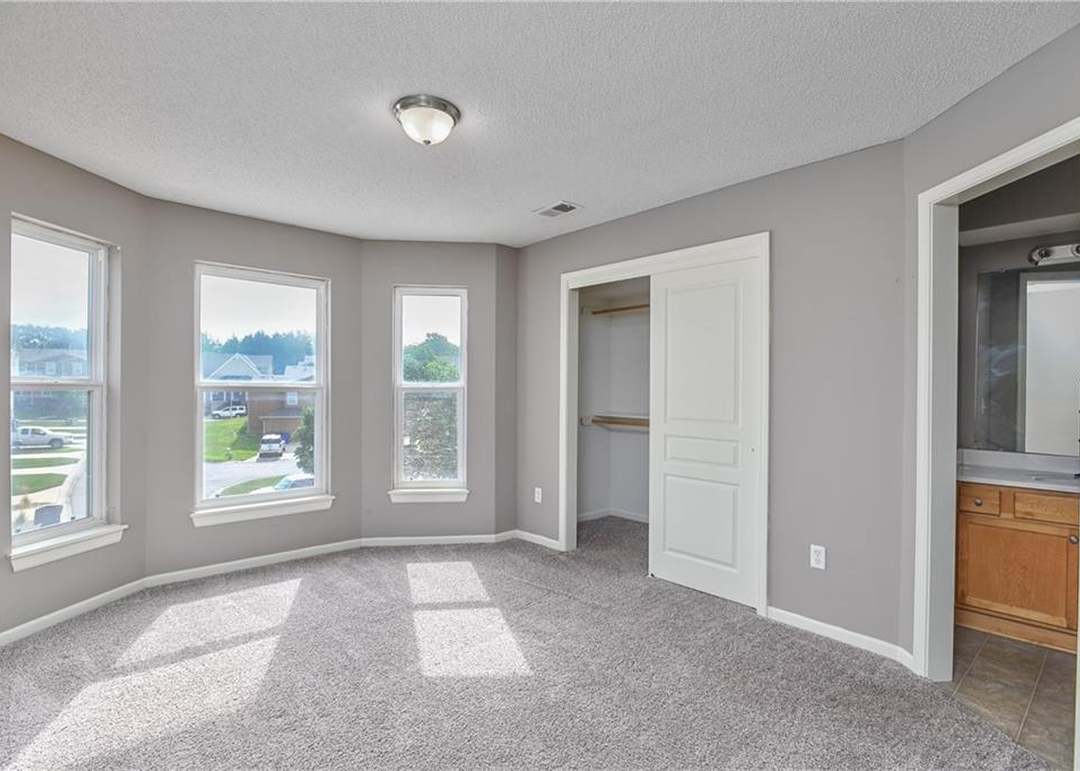1835 W Spruce Street — photo 7