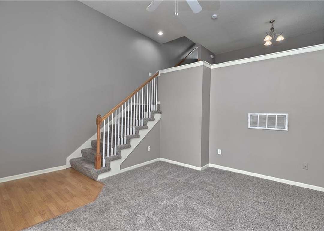 1835 W Spruce Street — photo 9