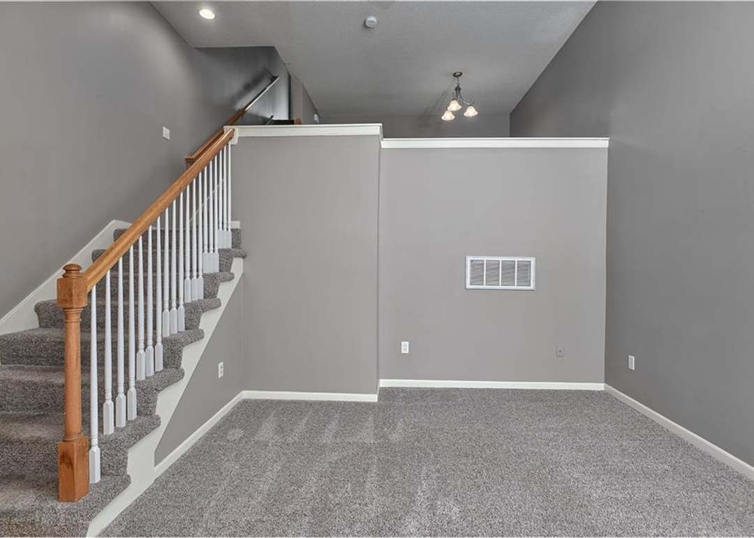 1835 W Spruce Street — photo 10
