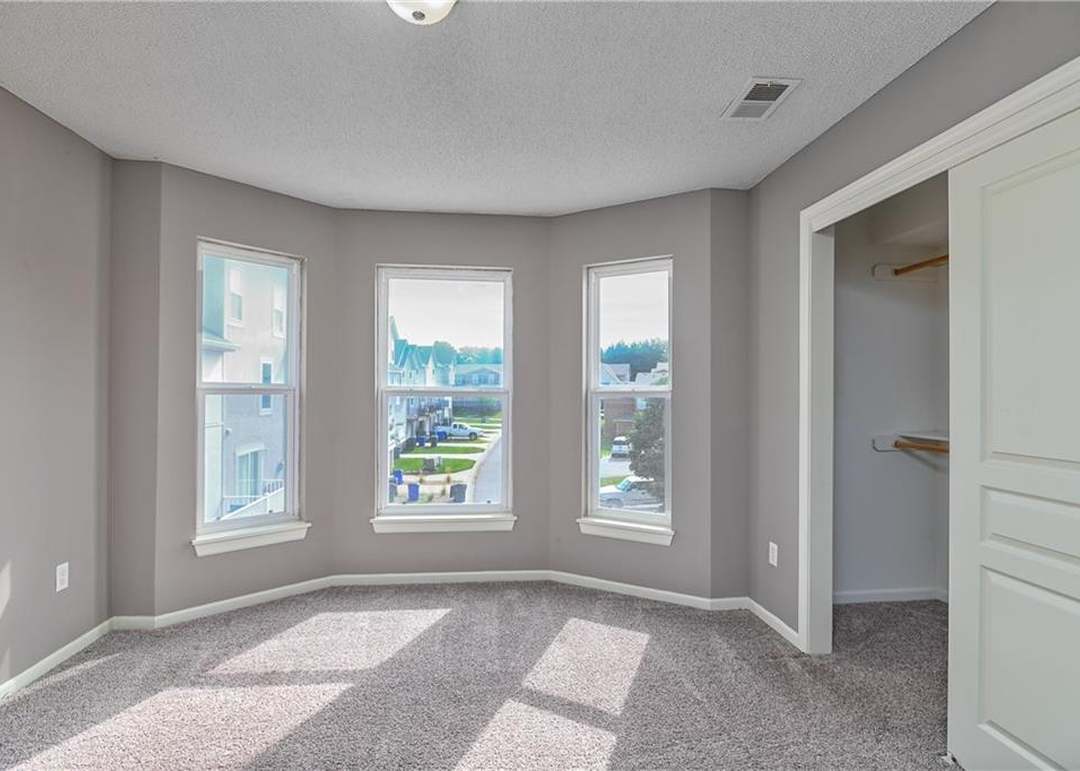 1835 W Spruce Street — photo 21
