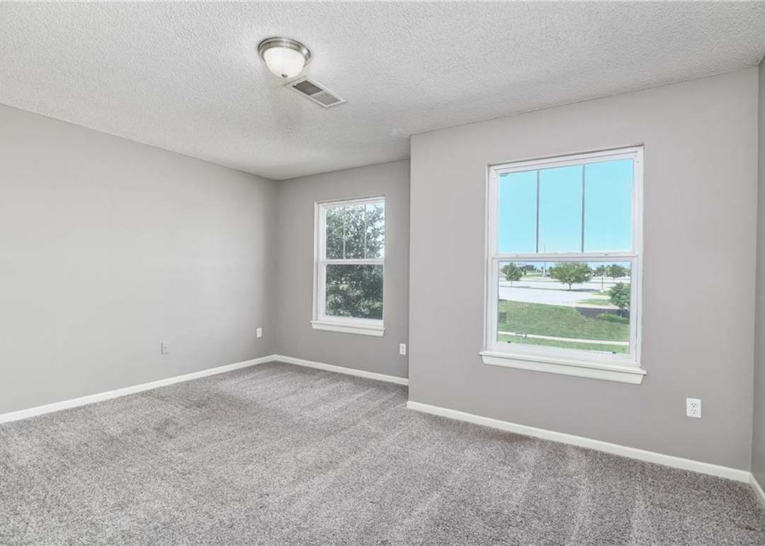 1835 W Spruce Street — photo 24