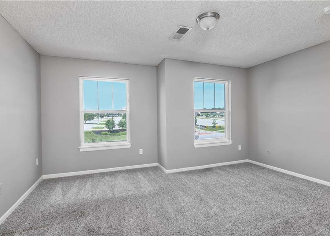 1835 W Spruce Street — photo 25