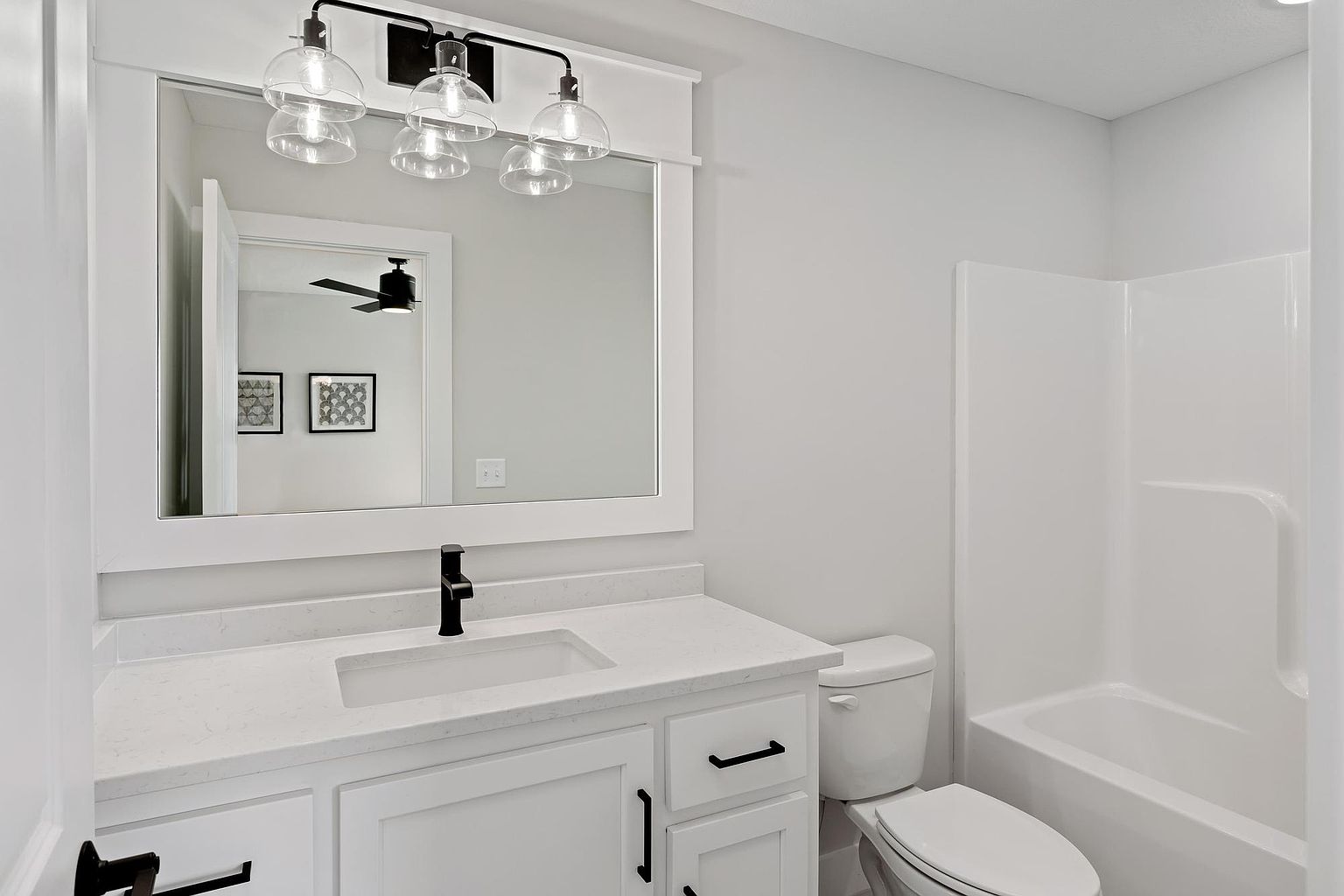 18500 HOWE DRIVE — photo 37
