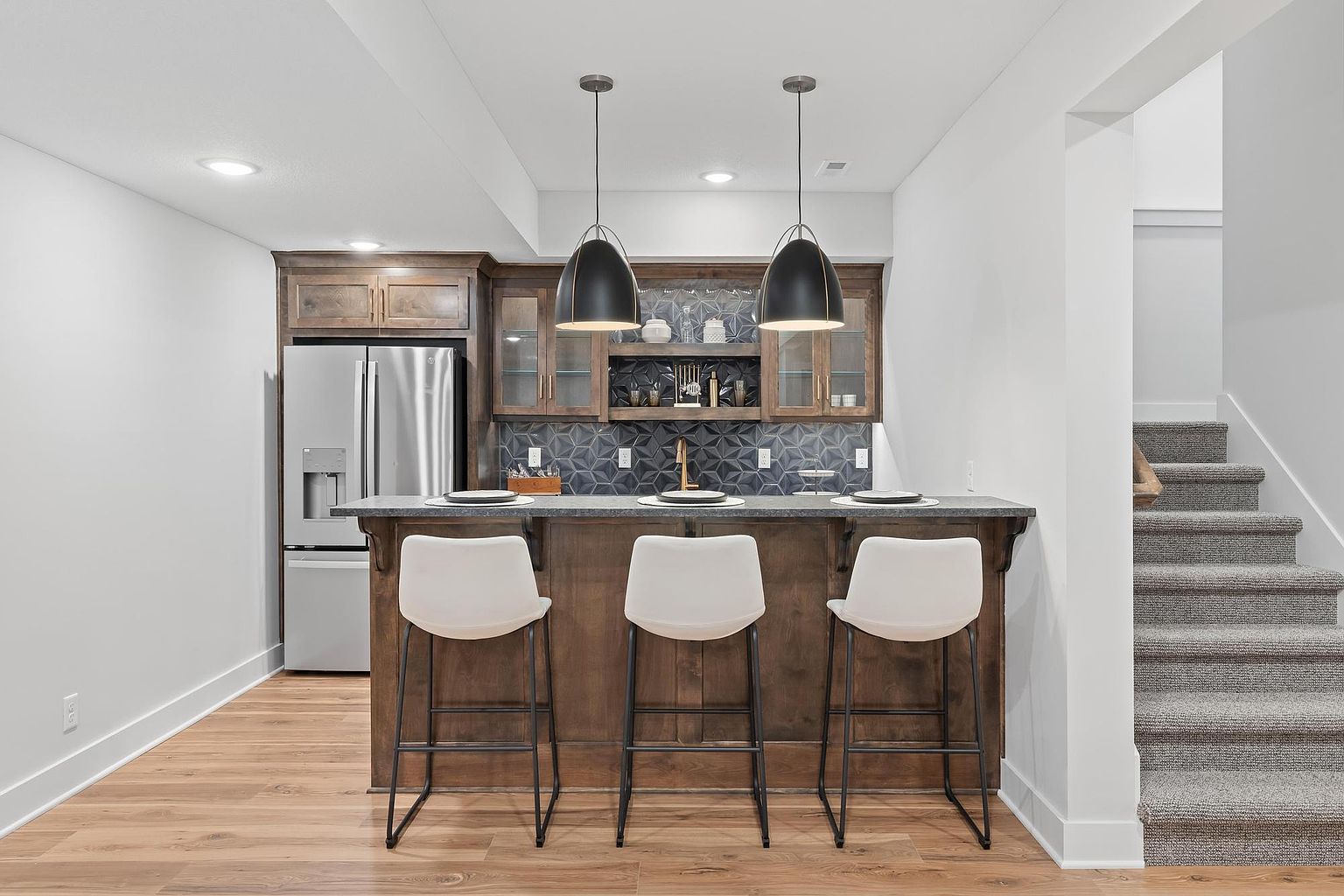 18500 HOWE DRIVE — photo 40