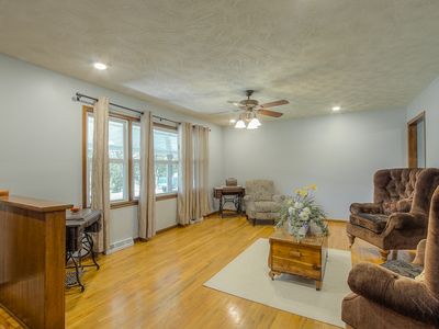 18538 Midland Drive — photo 9