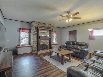 18538 Midland Drive — photo 23