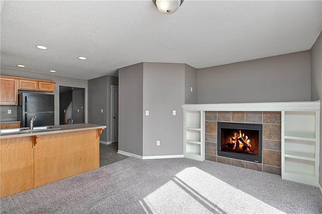 1863 W SPRUCE STREET — photo 12