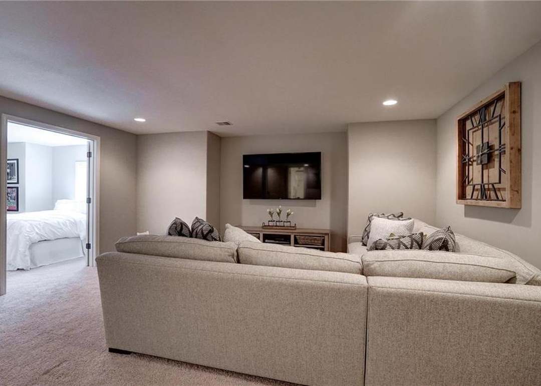 18855 W 165th Terrace — photo 39