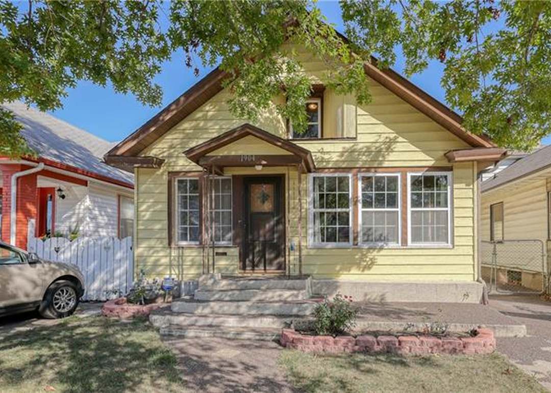 1904 Armstrong Avenue — photo 8