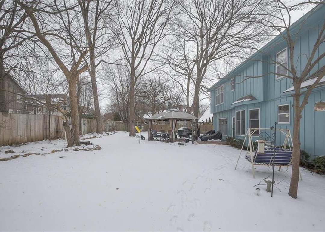 1946 E Frontier Lane — photo 33