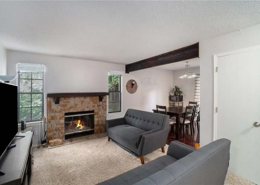 1949 W LAWRENCE Court — photo 9