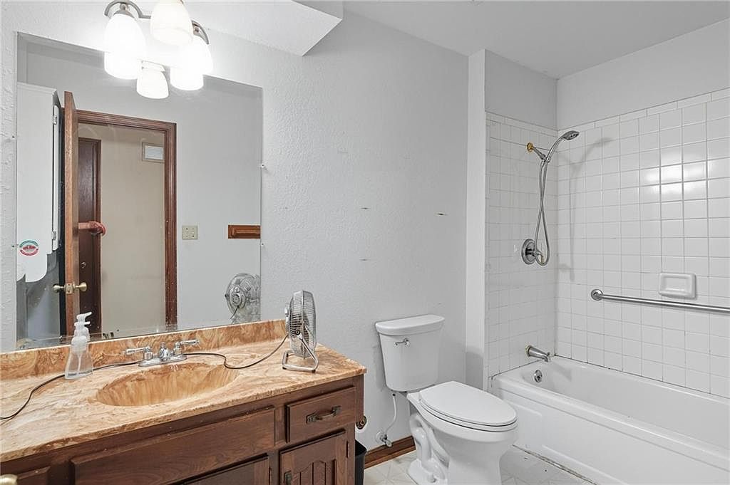 19904 S Pickering Road — photo 15