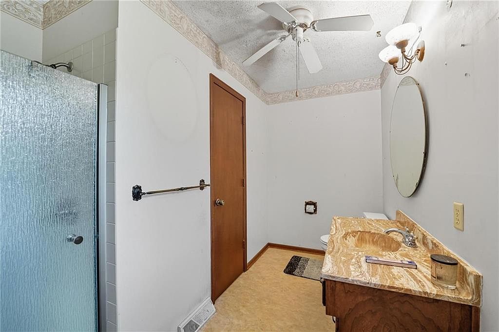 19904 S Pickering Road — photo 17