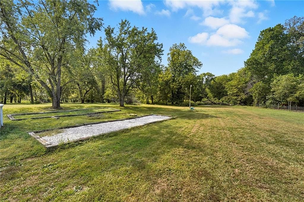 19904 S Pickering Road — photo 40