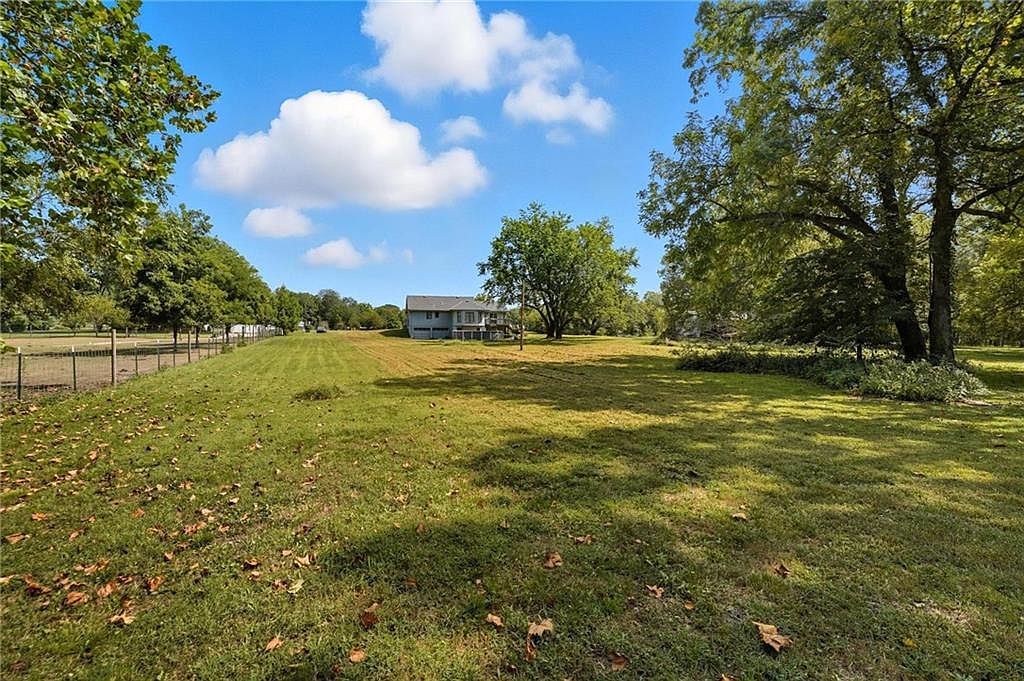 19904 S Pickering Road — photo 41