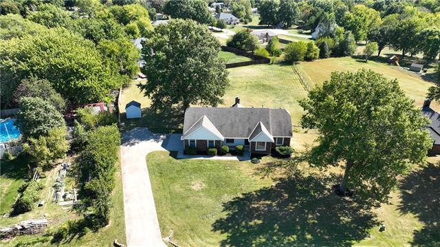 19905 Travis Lane — photo 38