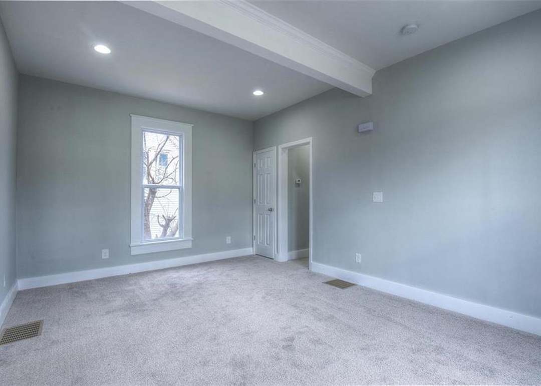 200 N 16th Street — photo 2