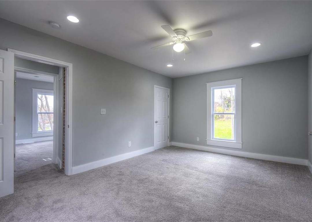 200 N 16th Street — photo 7