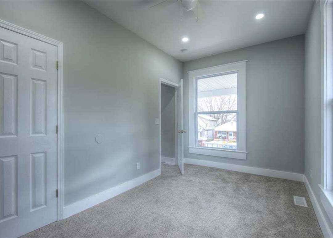 200 N 16th Street — photo 16