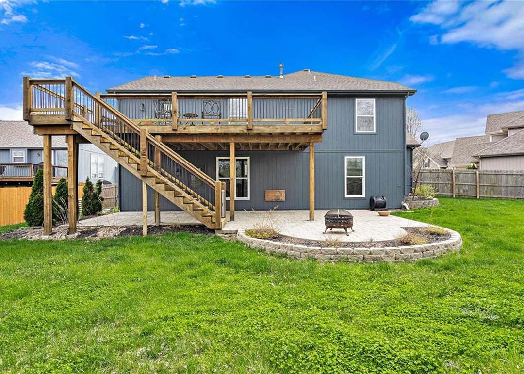 2000 Curtis Drive — photo 44