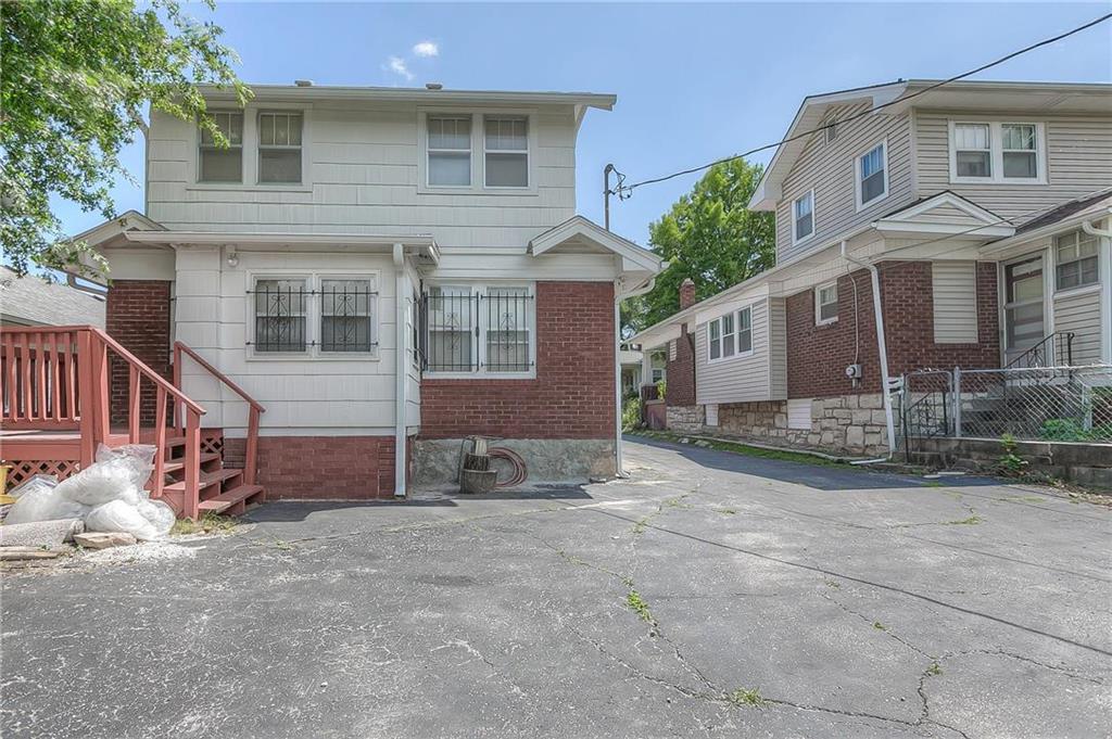 2014 Tauromee Avenue — photo 17