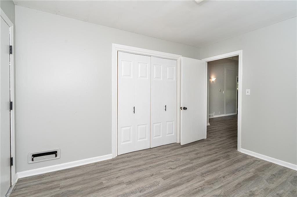 203 & 207 E 9th Street — photo 20
