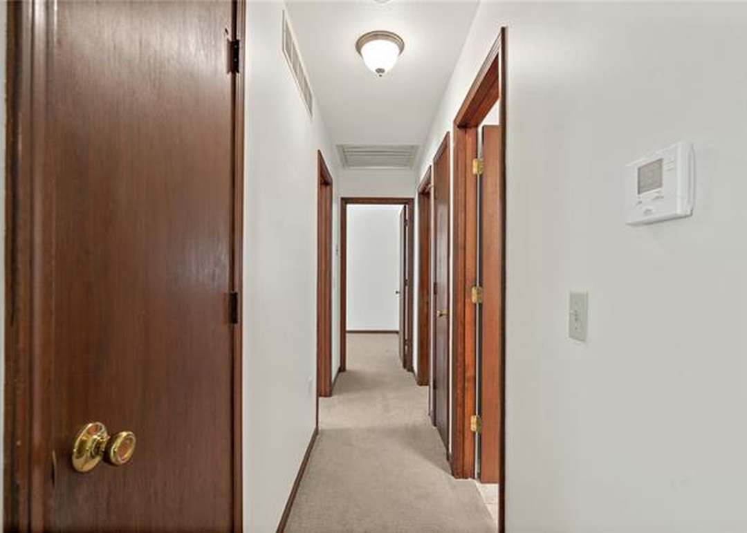 204 Saint Charles Street — photo 13