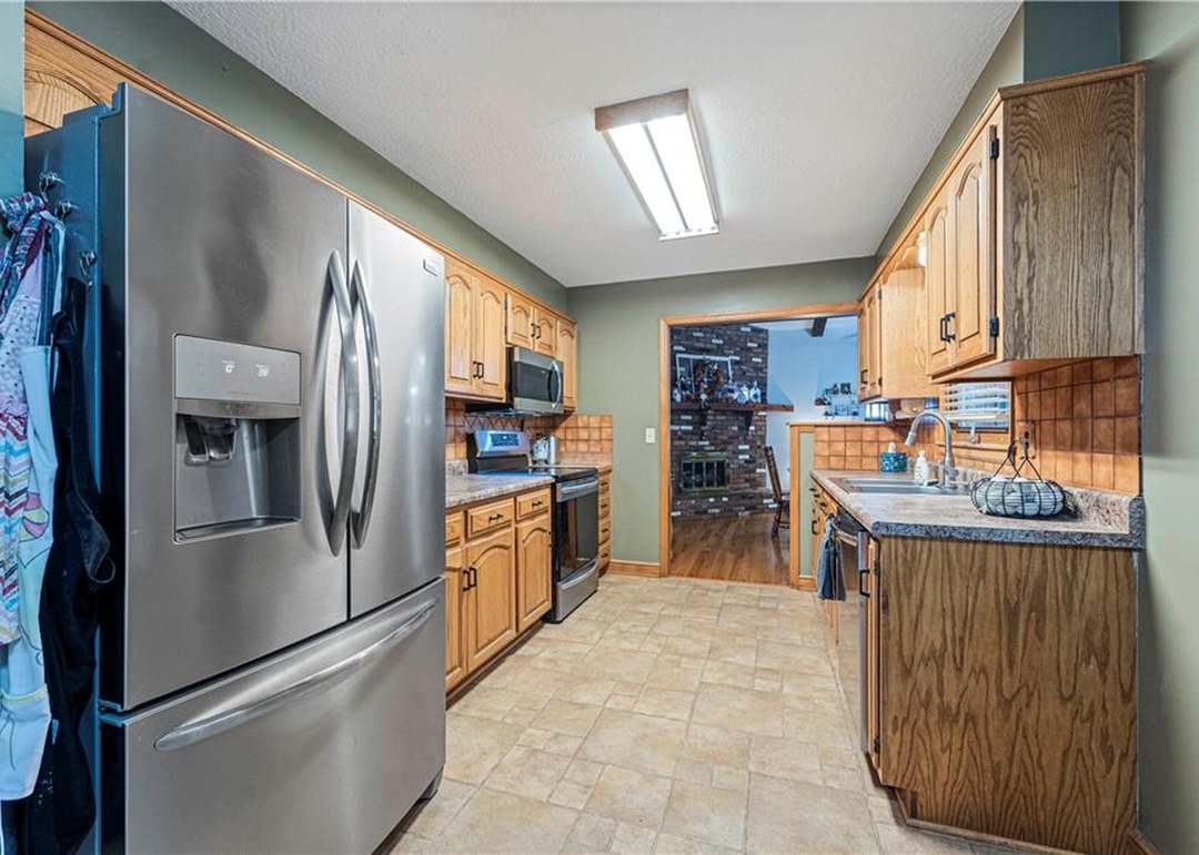 20405 E Blue Mills Road — photo 17