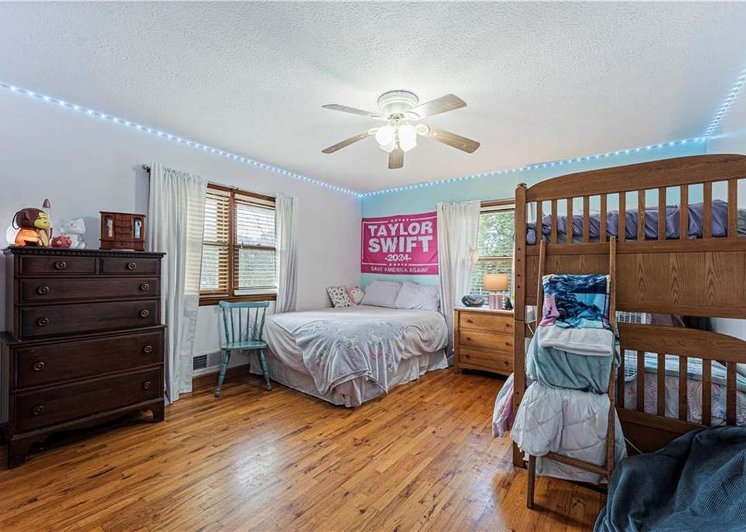 20405 E Blue Mills Road — photo 19