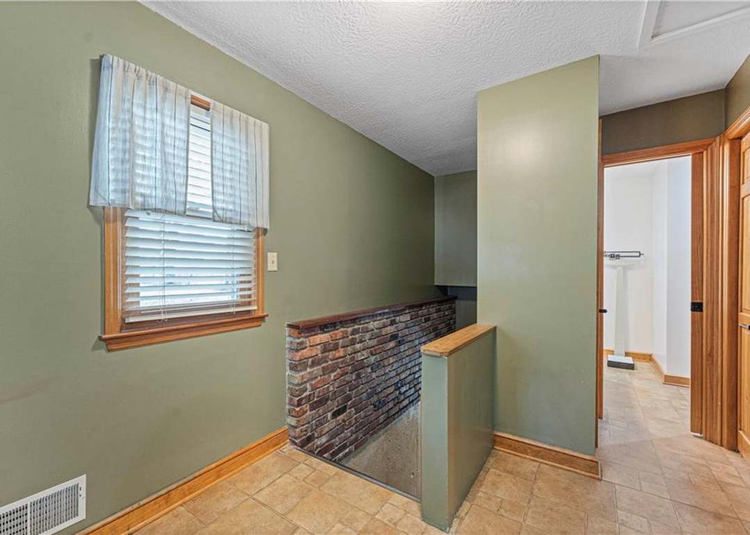 20405 E Blue Mills Road — photo 25