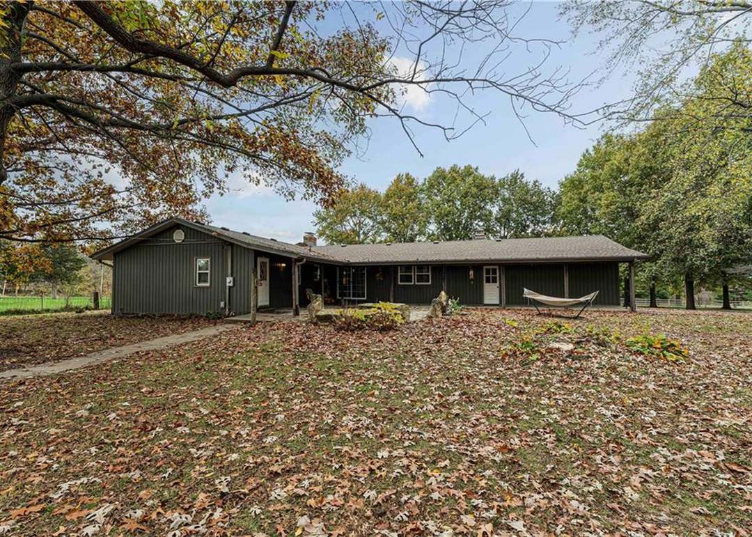 20405 E Blue Mills Road — photo 38