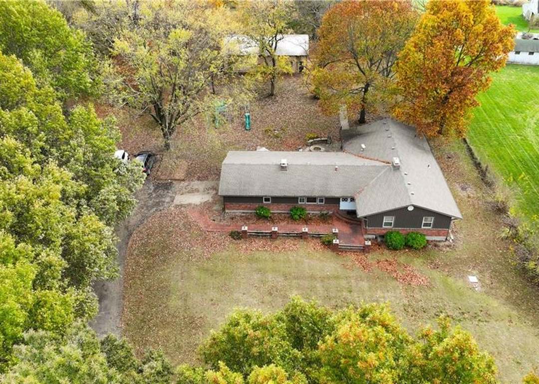 20405 E Blue Mills Road — photo 45