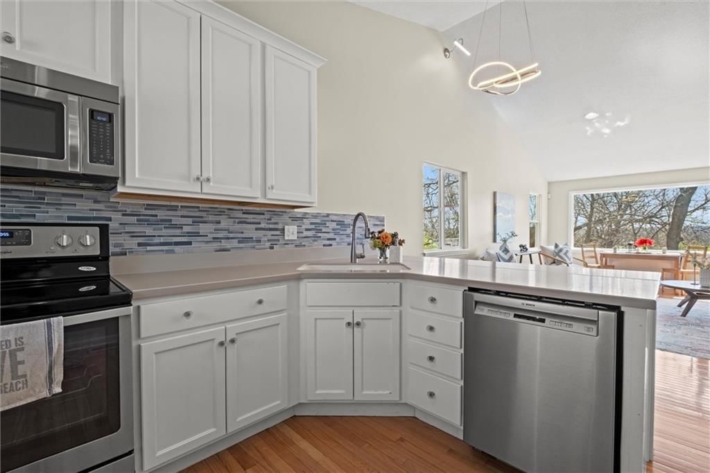 207 E 97th Street — photo 15