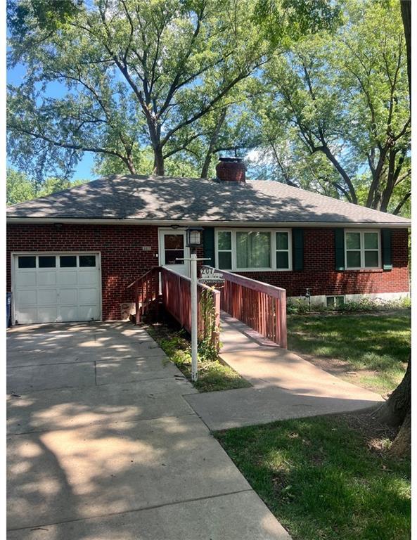 207 N Hawthorne Avenue, Independence, MO