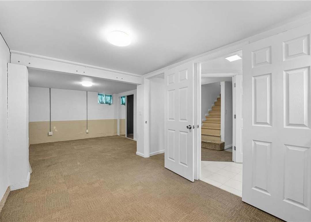 207 N Hawthorne Avenue — photo 7