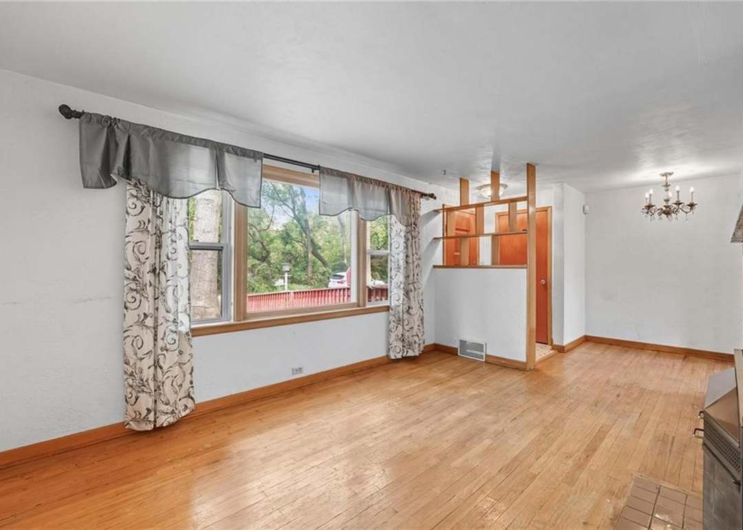 207 N Hawthorne Avenue — photo 12