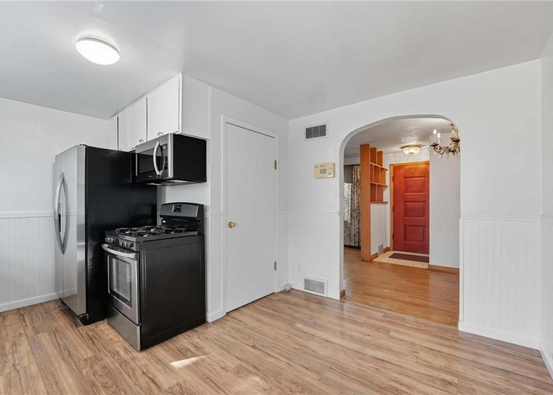 207 N Hawthorne Avenue — photo 14