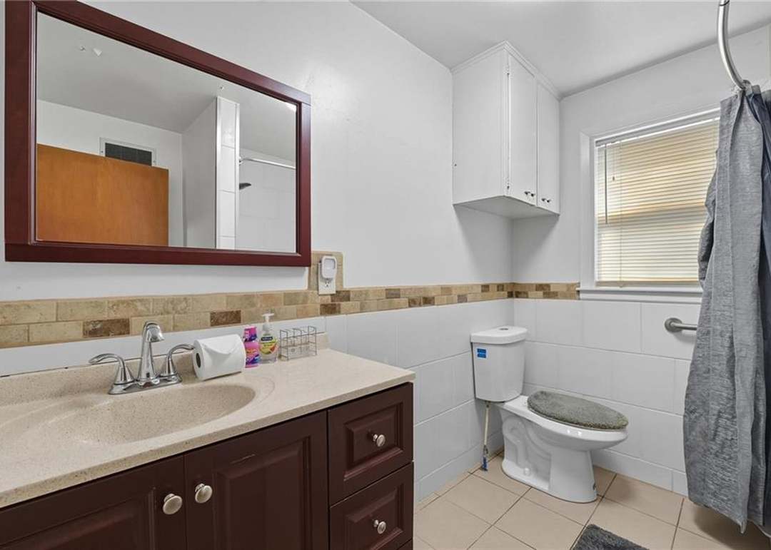 207 N Hawthorne Avenue — photo 16