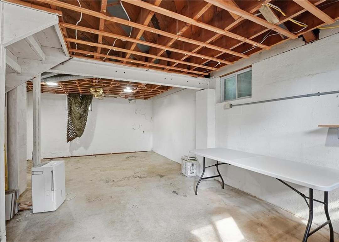 207 N Hawthorne Avenue — photo 24