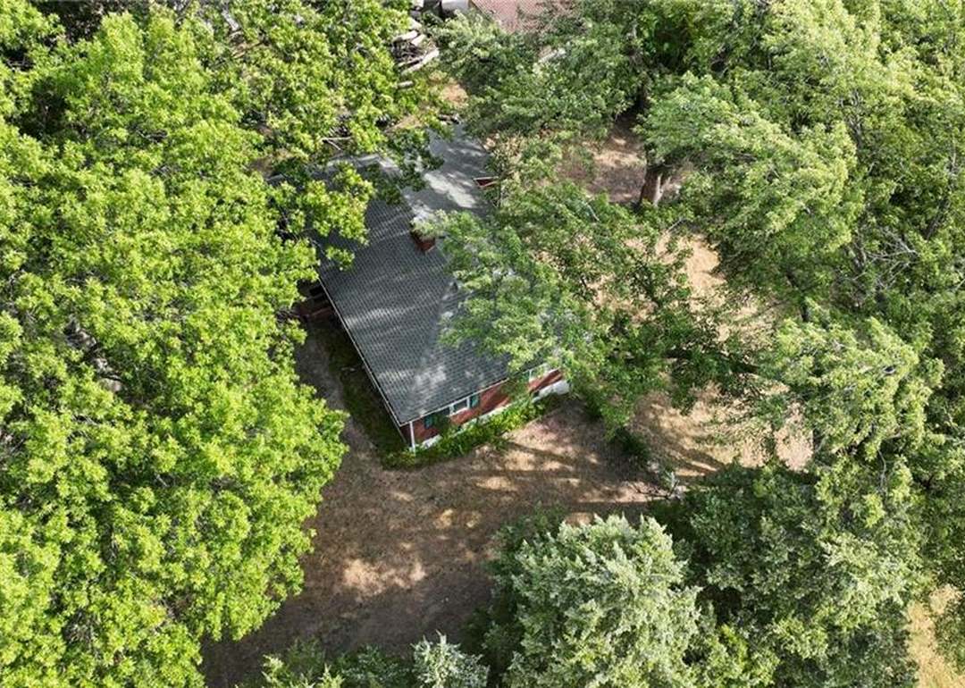 207 N Hawthorne Avenue — photo 34