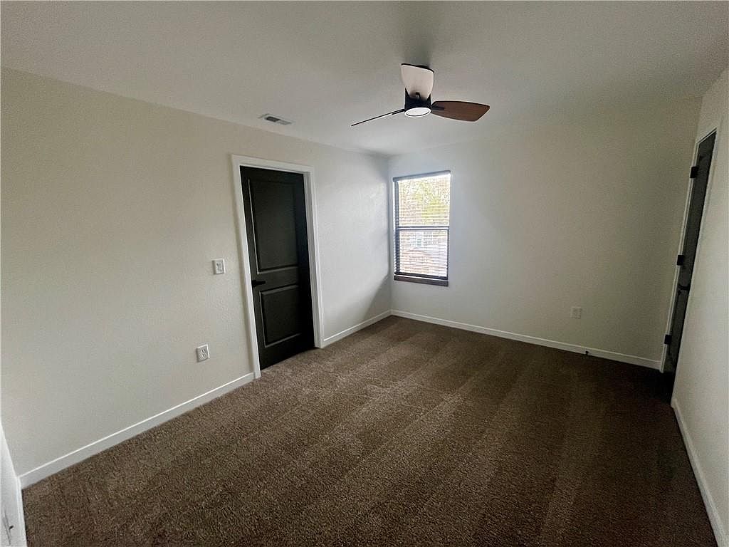 207 S Cedar Street — photo 17