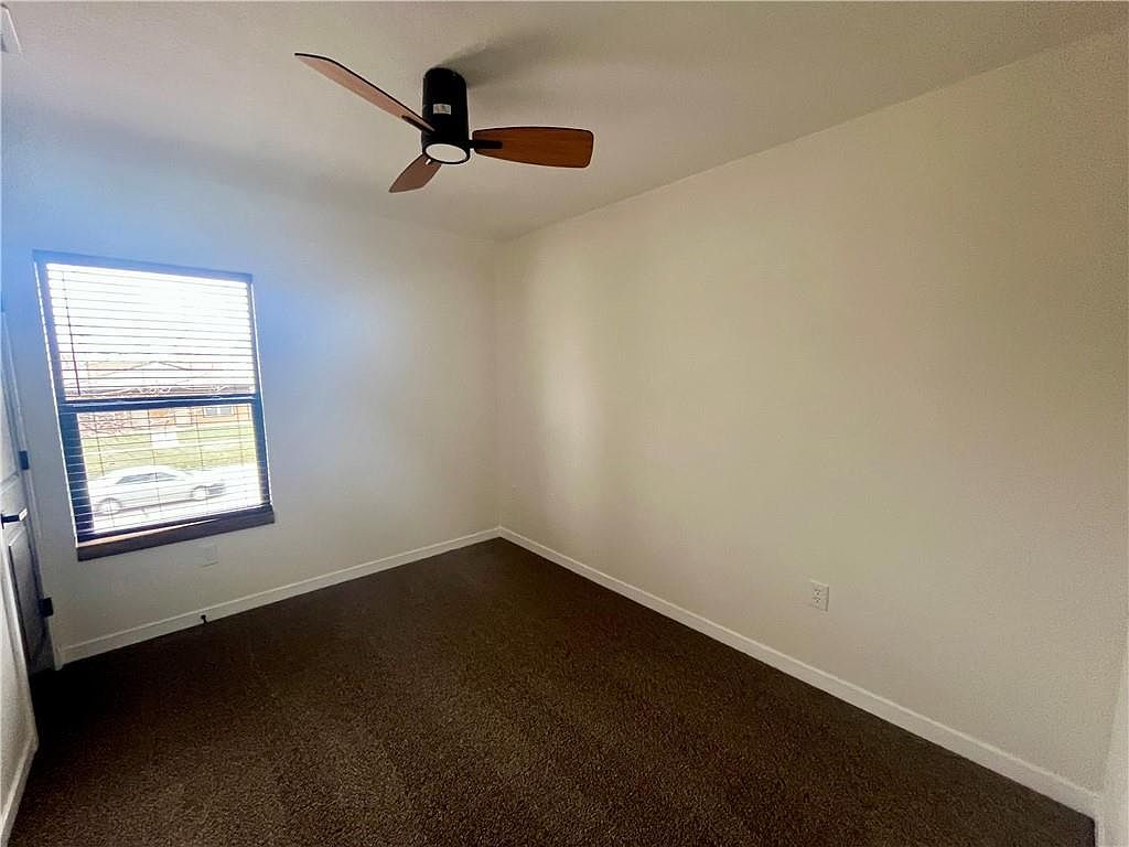 207 S Cedar Street — photo 18
