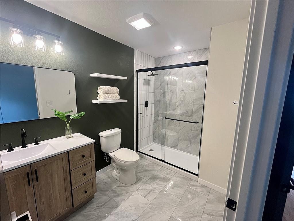 207 S Cedar Street — photo 22